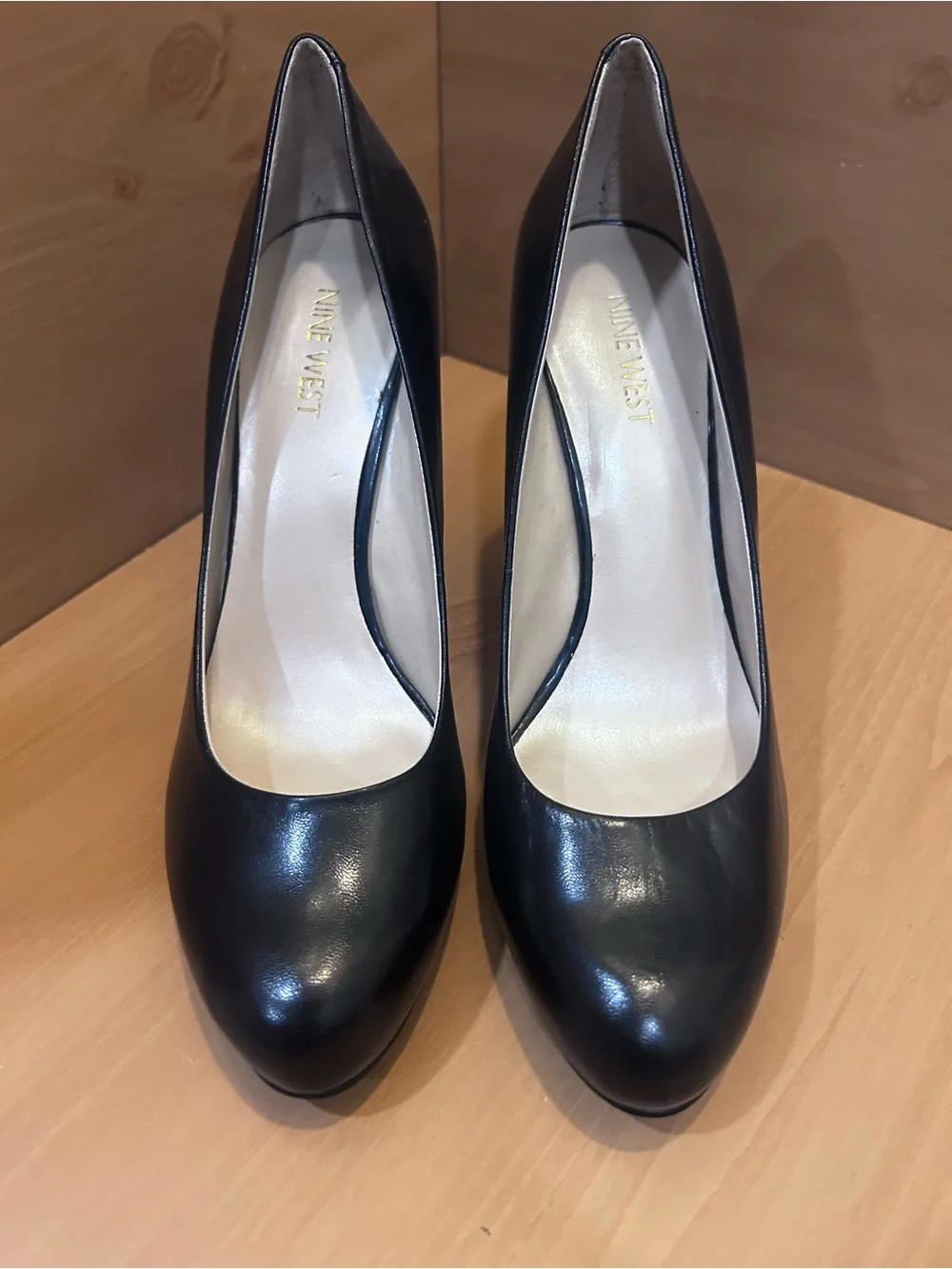 Nine West Black Leather Pumps –Round toe– Block Heel size 9
